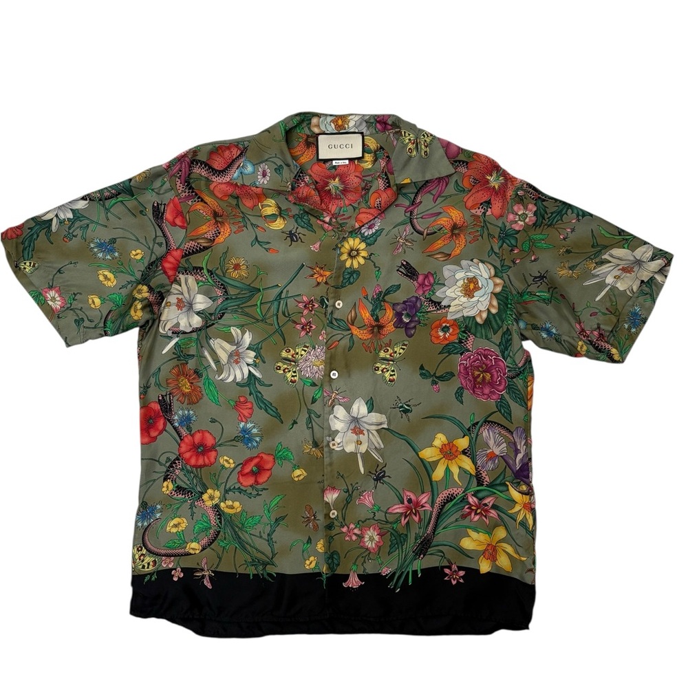 Gucci
Floral Snake‎ Silk Shirt

Second hand